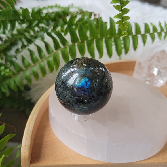 Magic Moon Other - Mini Labradorite Crystal Sphere